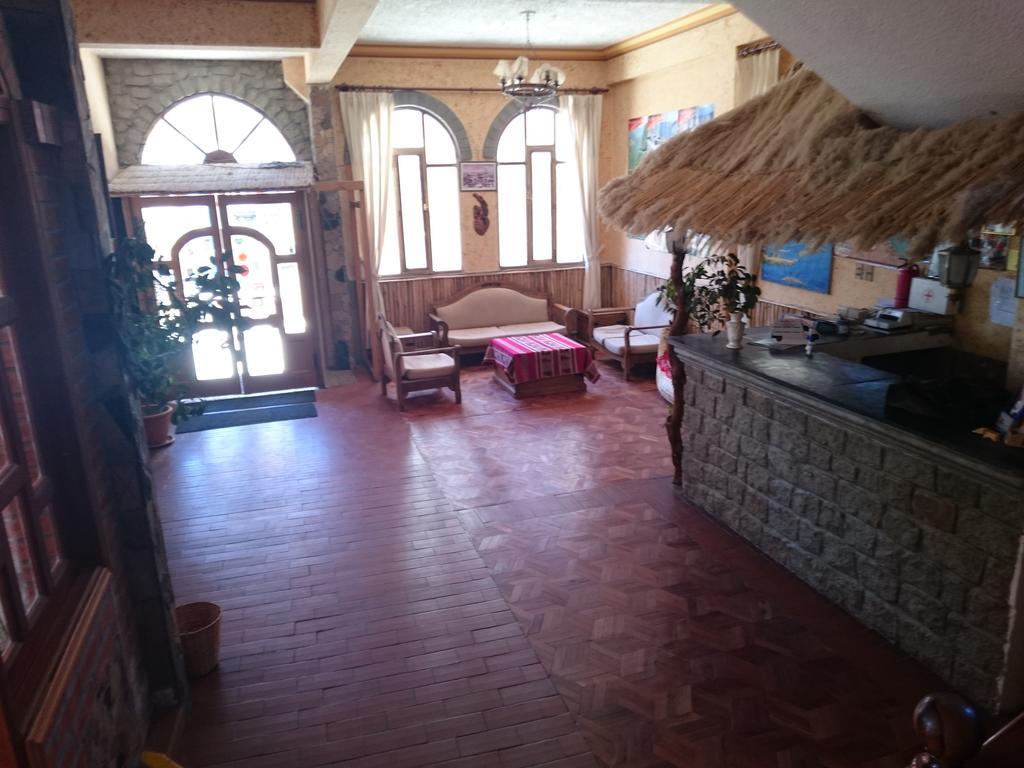 Hostal Real Los Andes Del Lago Copacabana Kültér fotó