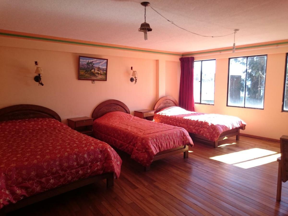 Hostal Real Los Andes Del Lago Copacabana Kültér fotó